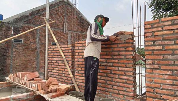 Mi hermano busca albañil para construir un garaje