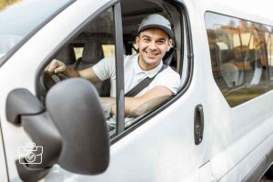 Mi sobrino busca conductor para furgón de mensajería